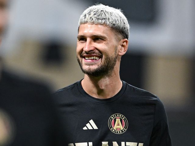 Mateusz Klich oficjalnie piłkarzem Cracovii - PKO BP Ekstraklasa 2025/ ...
