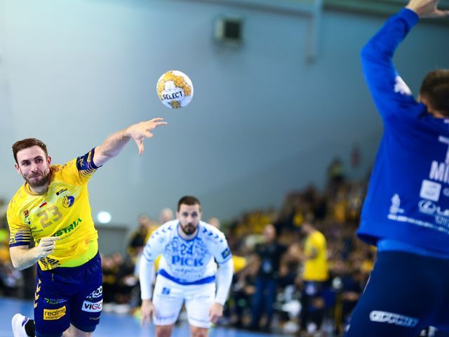 „Musimy biegać jak szaleni". Kielczanie wierzą w awans pomimo porażki