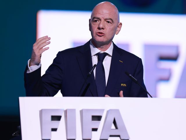FIFA, într-o situație ingrată! Aproape 3 miliarde de oameni ar putea să ...
