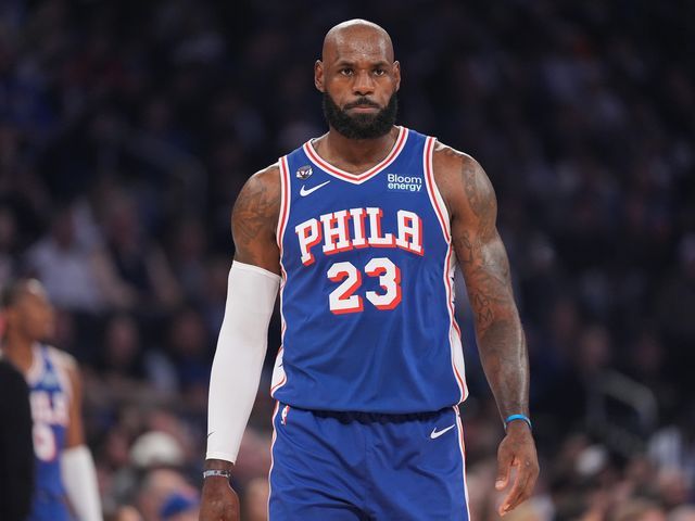 NBA: James und 76ers gewinnen beim Meister - Eurosport