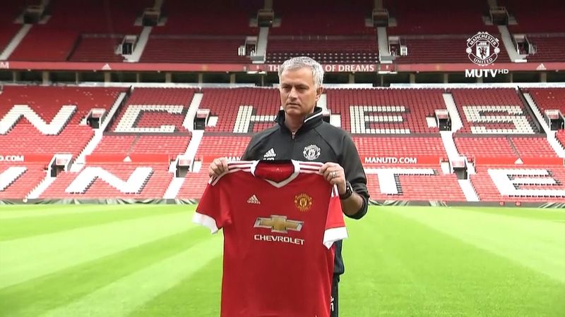 Mourinho promises to attack, vows to win as he's presented as Manchester United manager