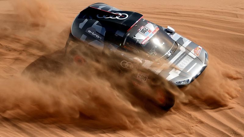 Dakar 2022 | Audi wint, terwijl Loeb maar weinig inloopt ondanks straftijd voor Al-Attiyah