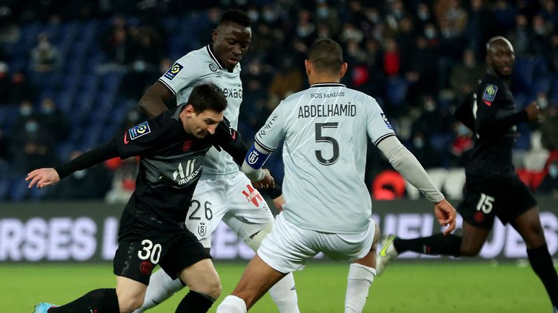 Resumen PSG-Reims: Goleada parisina con estreno de Ramos (4-0)