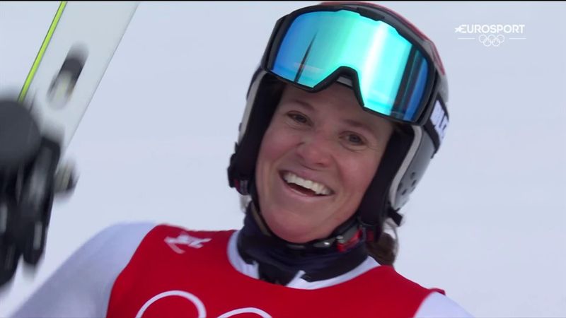 Watch Hector celebrate gold in women's giant slalom at Beijing 2022