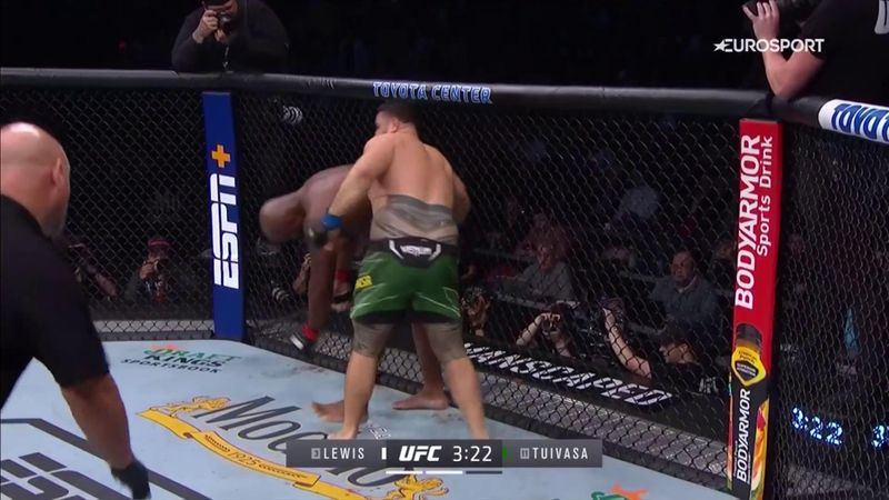 UFC271 | Tai Tuivasa verslaat Lewis met waanzinnige knockout