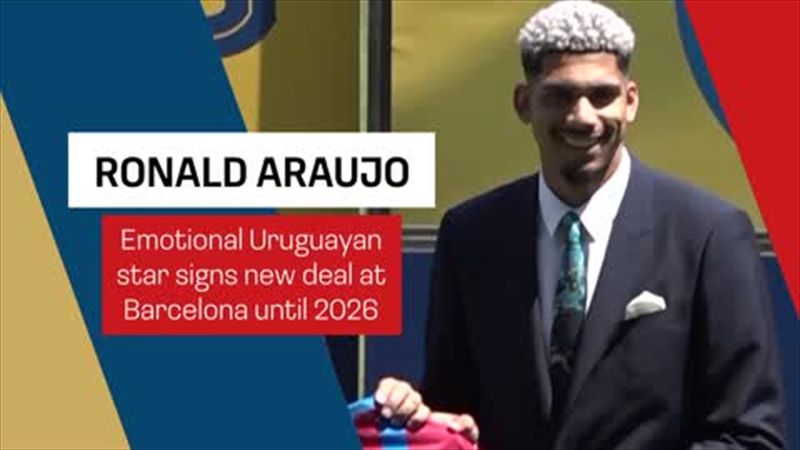 Araujo re-signs with Barcelona