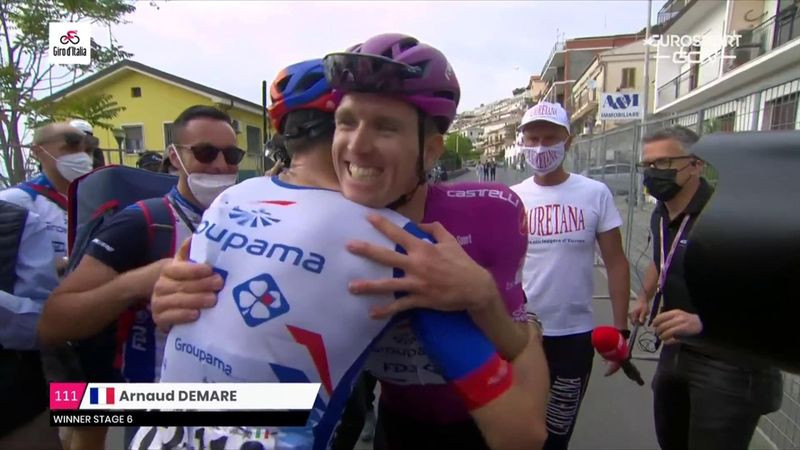 Arnaud Demare a făcut dubla în Giro! Francezul s-a impus la foto-finish în etapa a 6-a