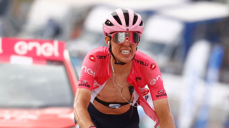 La película del Giro de Italia 2022: De Budapest a Verona, con Juanpe de rosa y Landa en el podio