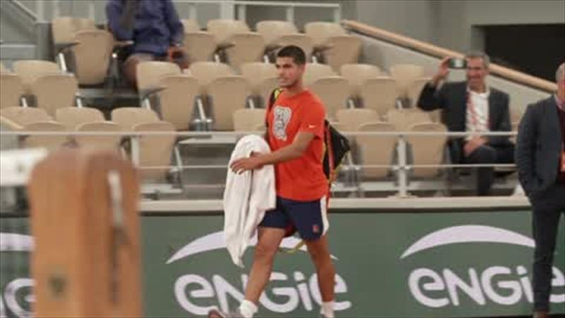 WATCH - Djokovic and Alcaraz spar in practice ahead of French Open