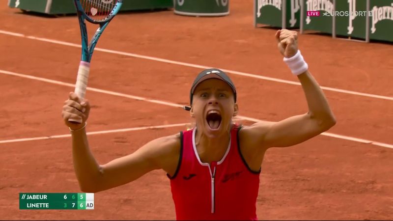 Watch shock moment Linette upsets Jabeur at French Open