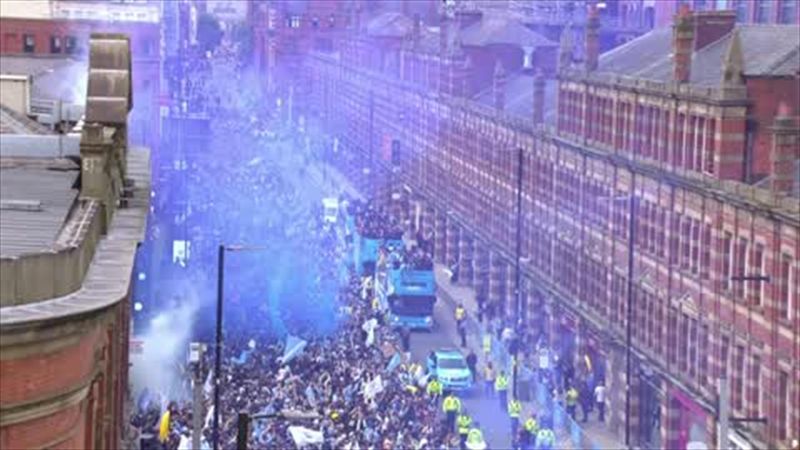 Imagini spectaculoase de la parada de titlu a lui Manchester City