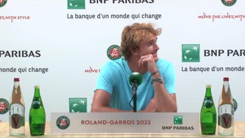 'Look at me when I'm giving you an answer' - Zverev snaps at moderator