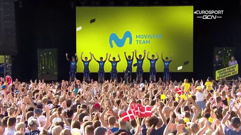 Así se presentó el Movistar Team: ovación y sonrisa de líder de Enric Mas