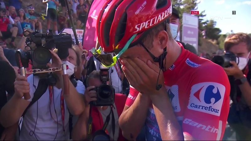 Las lágrimas incontenibles de Evenepoel en meta tras sentenciar la Vuelta