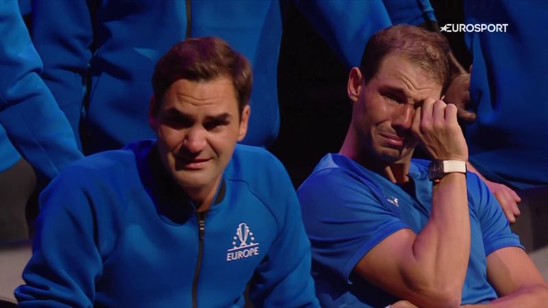 Nadal, llorando desconsolado en la despedida a Federer en una imagen para la historia