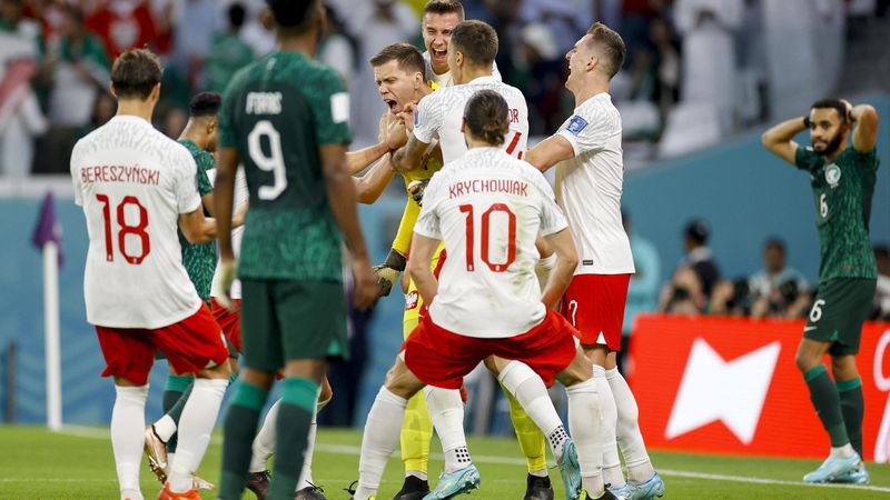 Resumen Polonia-Arabia Saudí (Grupo C): Szczesny y Lewandowski ponen todo patas arriba (2-0)