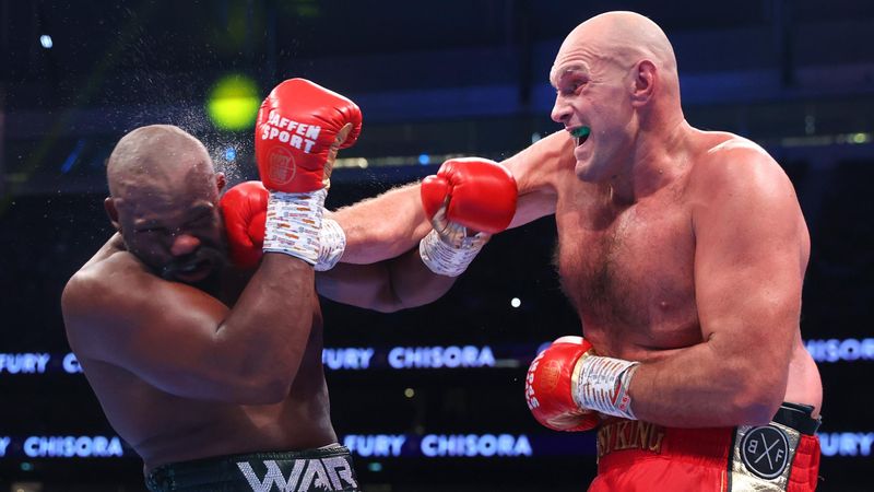 Tyson Fury no tiene piedad ante Chisora y retiene el cinturón en otra noche histórica
