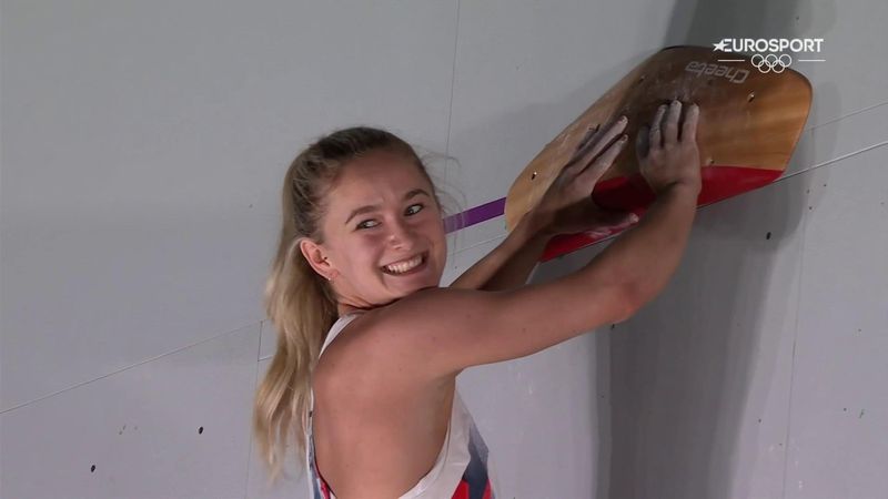 'That's the way!' - GB's Coxsey nails bouldering climb before missing out on final