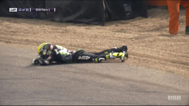 Ellison crashes out from the lead at Brands Hatch