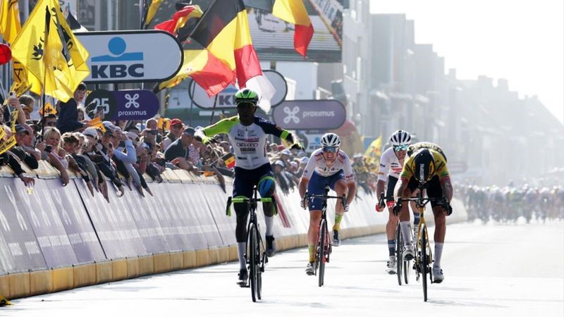 Sporttörténelem Belgiumban: az eritreai Girmay nyerte a Gent-Wevelgemet!