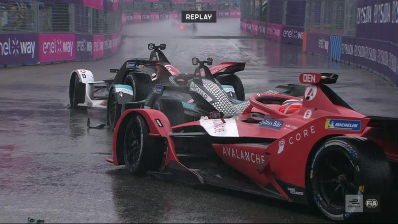 Uno detrás de otro contra el muro: La lluvia hace estragos en el ePrix de Nueva York