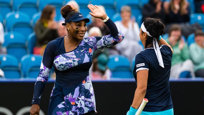 Serena Williams feiert Comeback-Sieg im Doppel