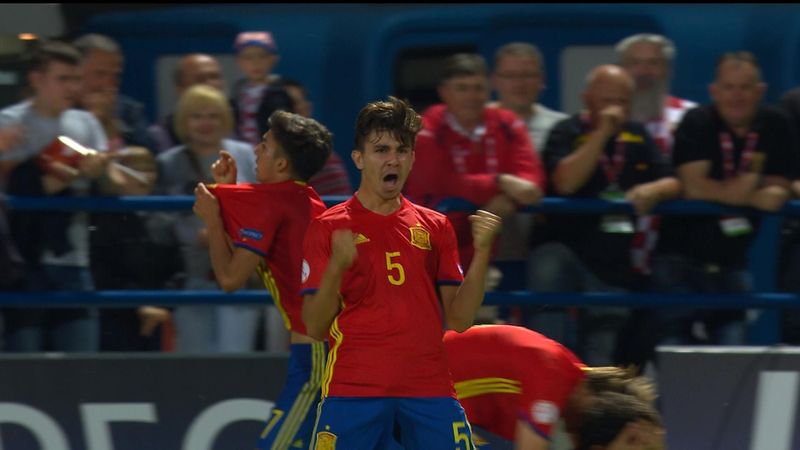 Spain snatch equaliser with last touch