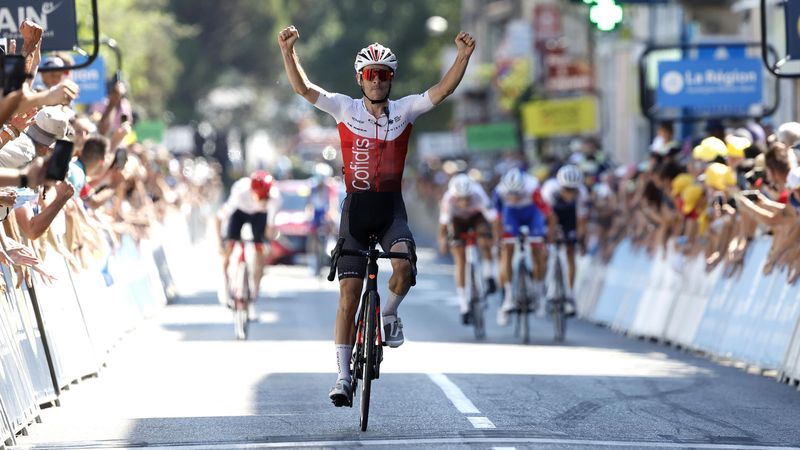 Final 2ª etapa: Guillaume Martin vuelve a ganar más de un año después y es nuevo líder