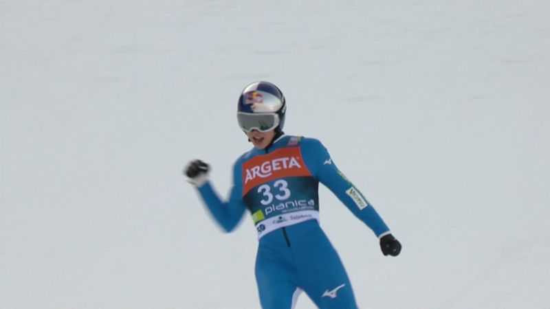 'Untouchable' - Kobayashi produces magical jump in Planica