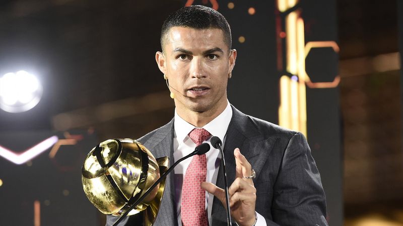 Ronaldo zum Fußballer des Jahrhunderts ausgezeichnet
