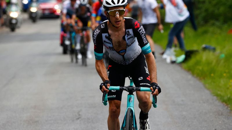 Giro d'Italia | Yates wint in Alpe di Mera, sterke prestatie Bouwman