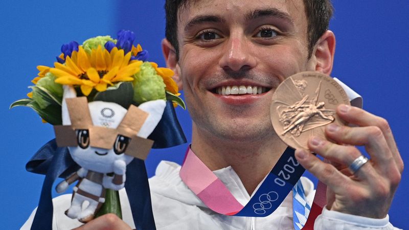 Golds in boxing and modern pentathlon, cycling silver, Daley bronze - Team GB Wrap Day 15