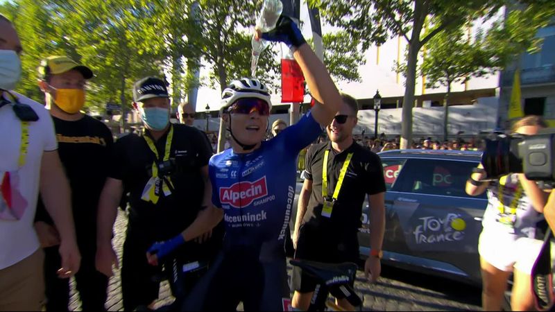Philipsen destroys field to win Stage 21 in Paris, Vingegaard crowned champion
