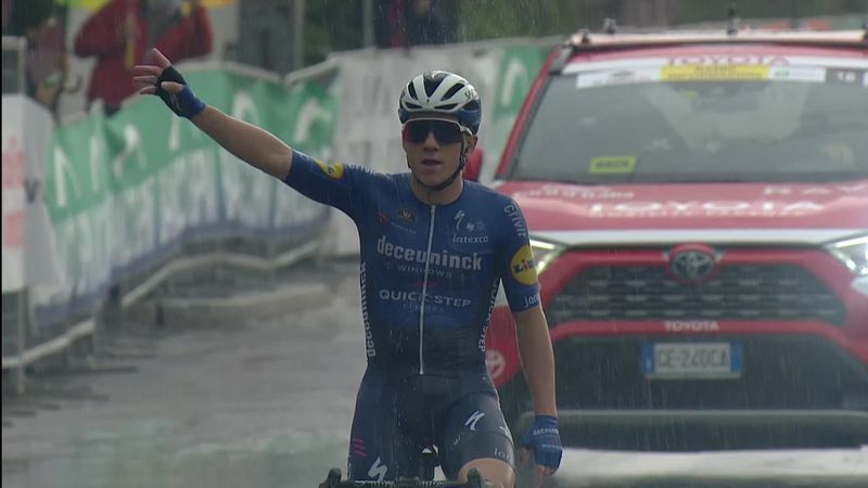 Coppa Bernocchi : Highlights as Evenepoel produces dominant solo effort