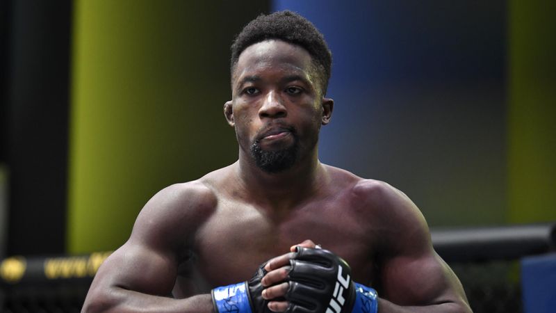 UFC Vegas 61 | "Ik vind het heerlijk om tijdens een gevecht geen publiek te horen” – Sodiq Yusuff