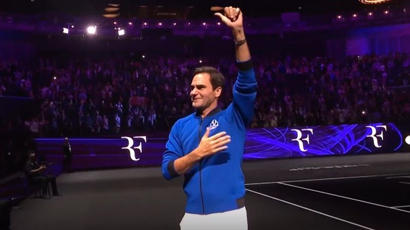Standing Ovations für eine Legende: Federers letzte Ehrenrunde