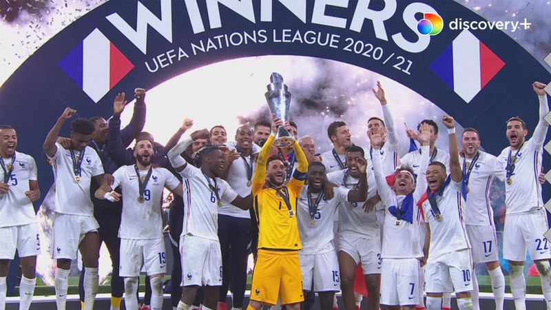 Frankrig tog Nations League-titlen efter rodet affære i Milano – se Lloris og co. løfte trofæet