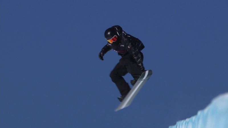 Shaun White's first Snowboard Halfpipe run at Laax World Cup event