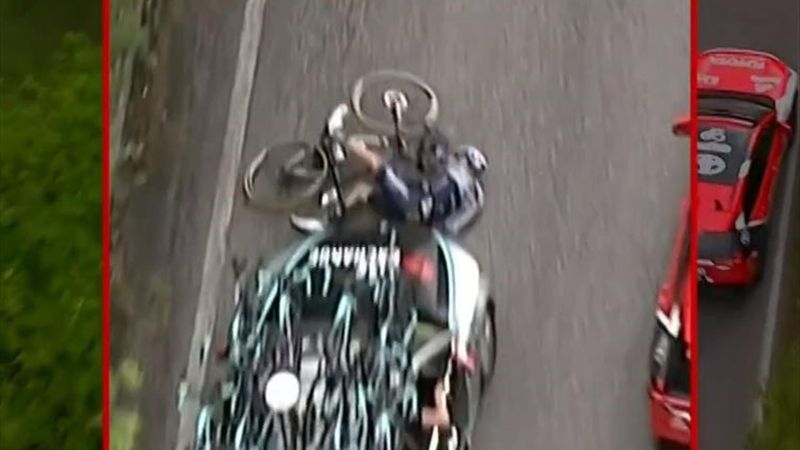 Schreckszene beim Giro: Auto fährt Deceuninck-Profi um