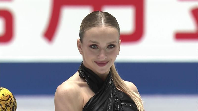NHK Trophy: Sinitsina/Kazalapow im Rhythmustanz spitze