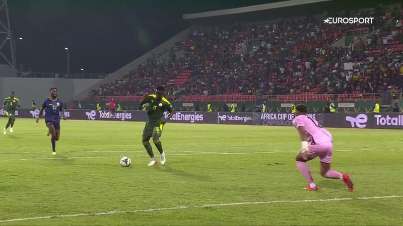 Contropiede da manuale: Dieng fa 2-0, Senegal ai quarti