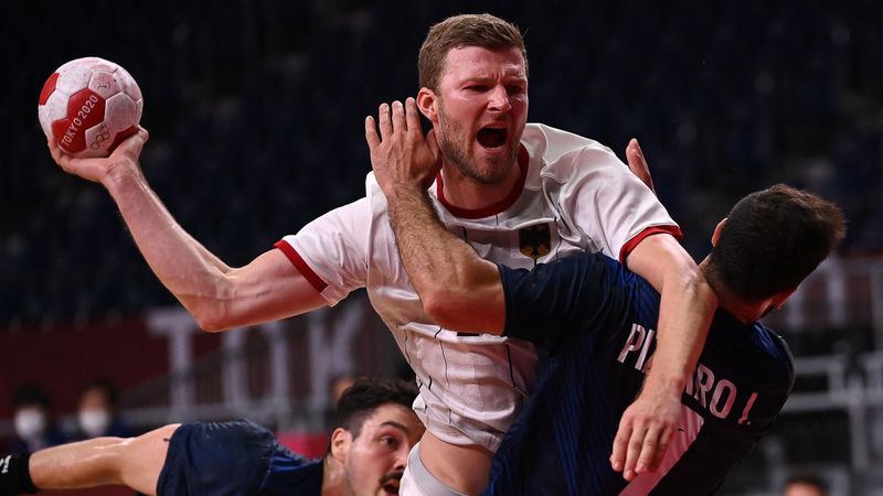 Highlights der Nacht: Handballer feiern Sieg - Schwimmstars im Gold-Duell
