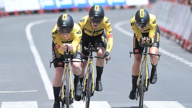 La Vuelta Femenina Stage 1 highlights: Jumbo-Visma claim victory in team time trial