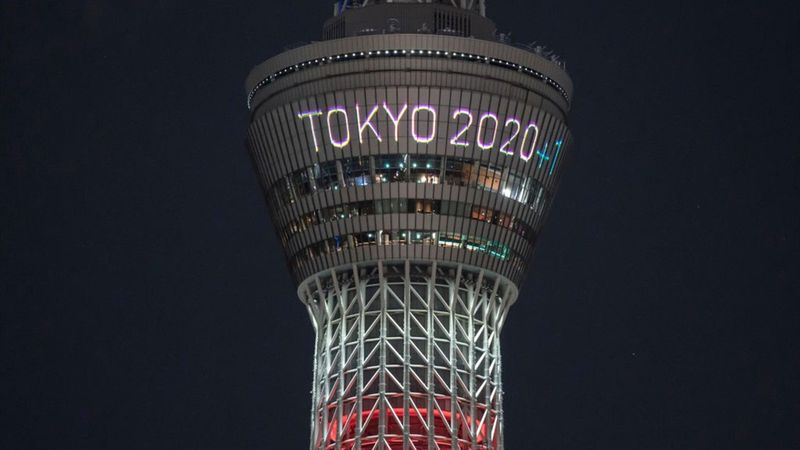 La torre más alta de Tokio se ilumina a 100 días del inicio del relevo de la antorcha olímpica