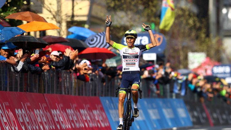 A wanty-s Hirt a szökés szökéséből nyerte a Giro egyik királyszakaszát