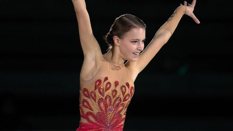 Kleid ändert die Farbe: Shcherbakova glänzt im Show-Programm