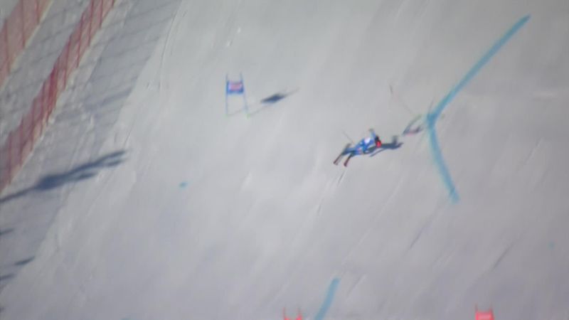 'That looks nasty!' - Brignone crashes out in Are women's slalom