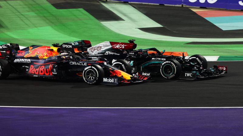 Resumen GP Arabia Saudí: Hamilton iguala el Mundial con Verstappen en entredicho