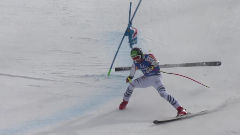 Esquí, Hinterstoder: Sander se dejó el esquí en la puerta y acabó en el suelo