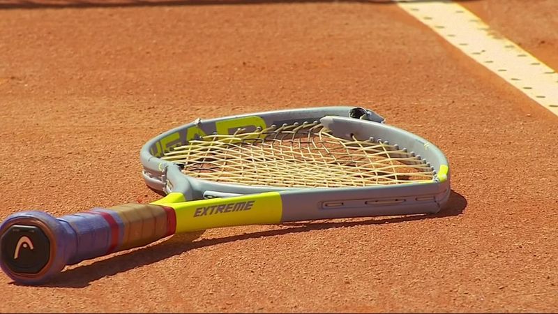 ATP Estoril: Furious Gasquet breaks his racket